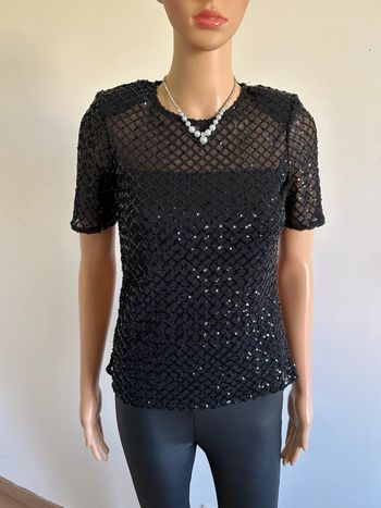 Haut noir à manches courtes avec sequins Morgan taille XS jamais porté
