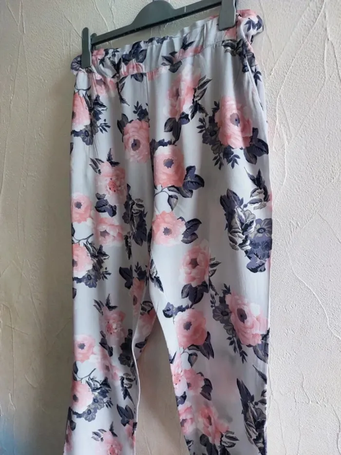 Pantalon léger à motifs floraux Taille L - photo numéro 5