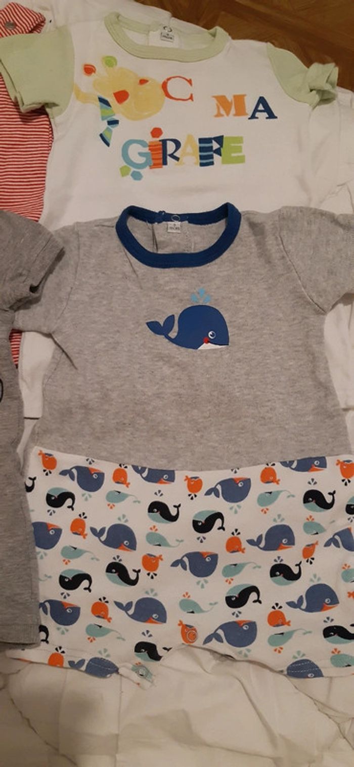 Lot de 4 barboteuses / bodies Mickey Girafe 3 mois - photo numéro 2