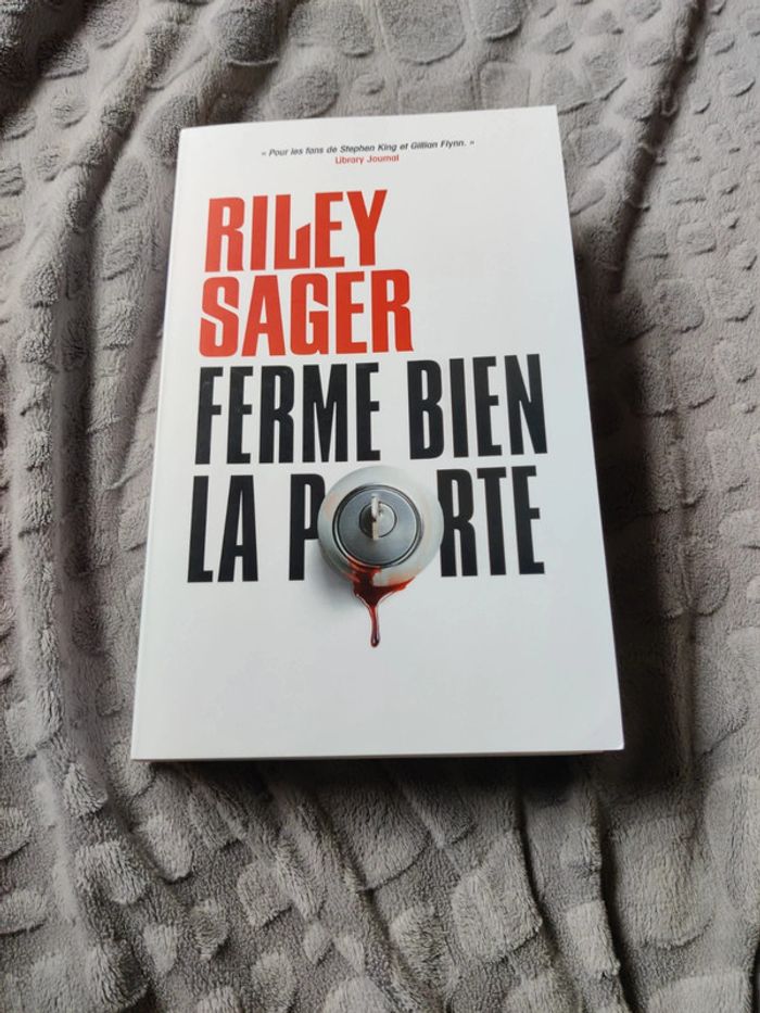 Ferme bien la porte de Riley Sager