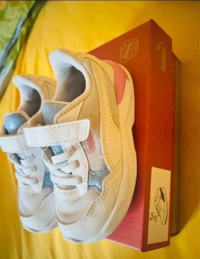 Baskets fille taille 23 - photo numéro 3