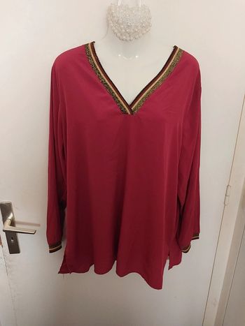 Tee-shirt léger manches longue couleur bordeaux taille 50