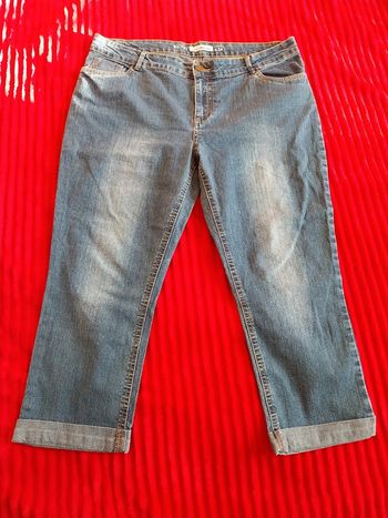 Jeans court