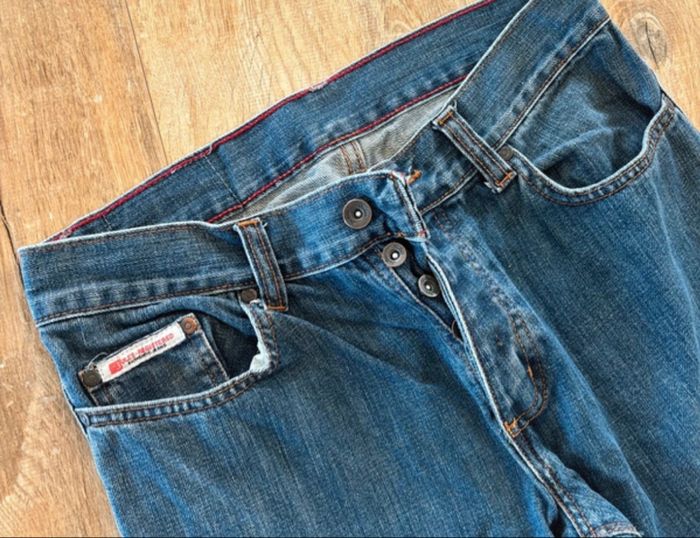 Jeans  t. 40 - photo numéro 2