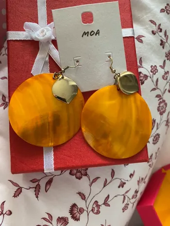 Boucle d’oreille moa
