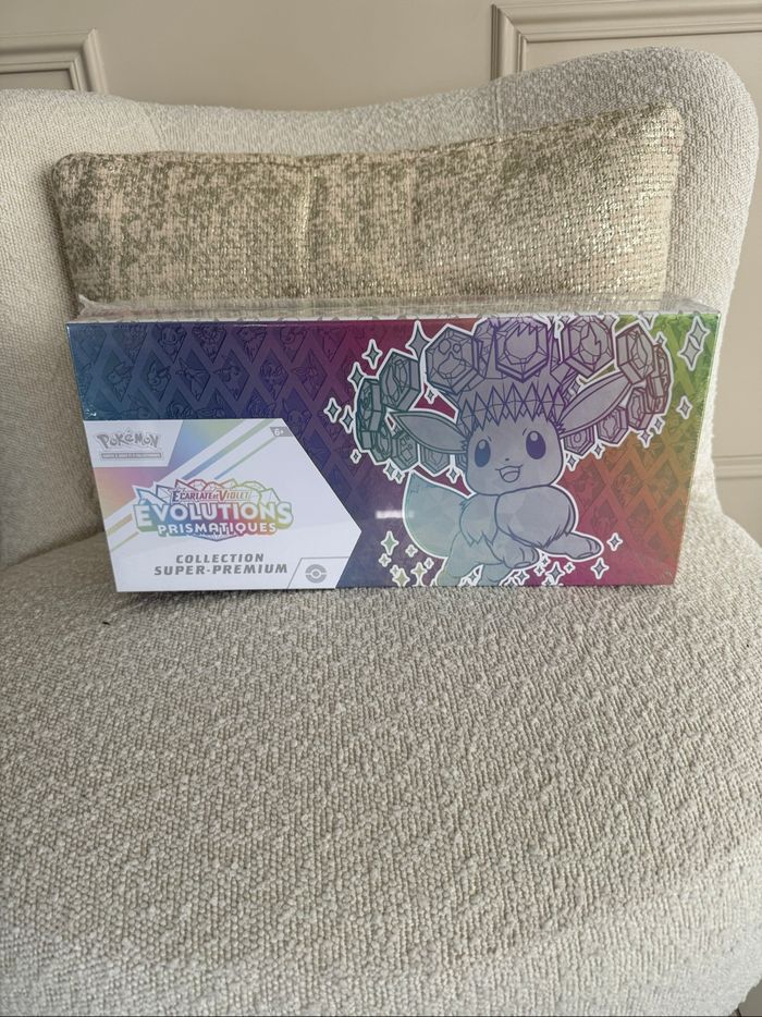 Pokémon Super premium coffret ( SPC UPC ) évolutions prismatiques ev8.5