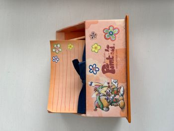 Feuilles notes, Pimboli