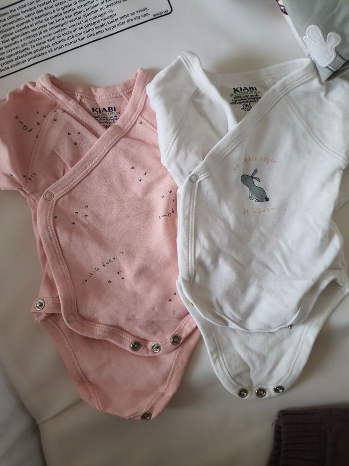 Lot 2 bodys naissance