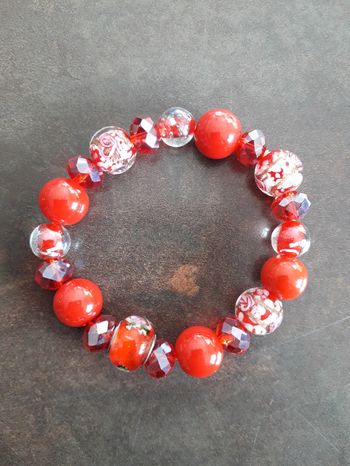 Bracelet rouge perles en verre