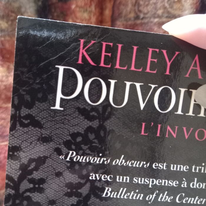 Pouvoirs Obscurs, L'Invocation, tome 1 de Kelley Armstrong - photo numéro 8