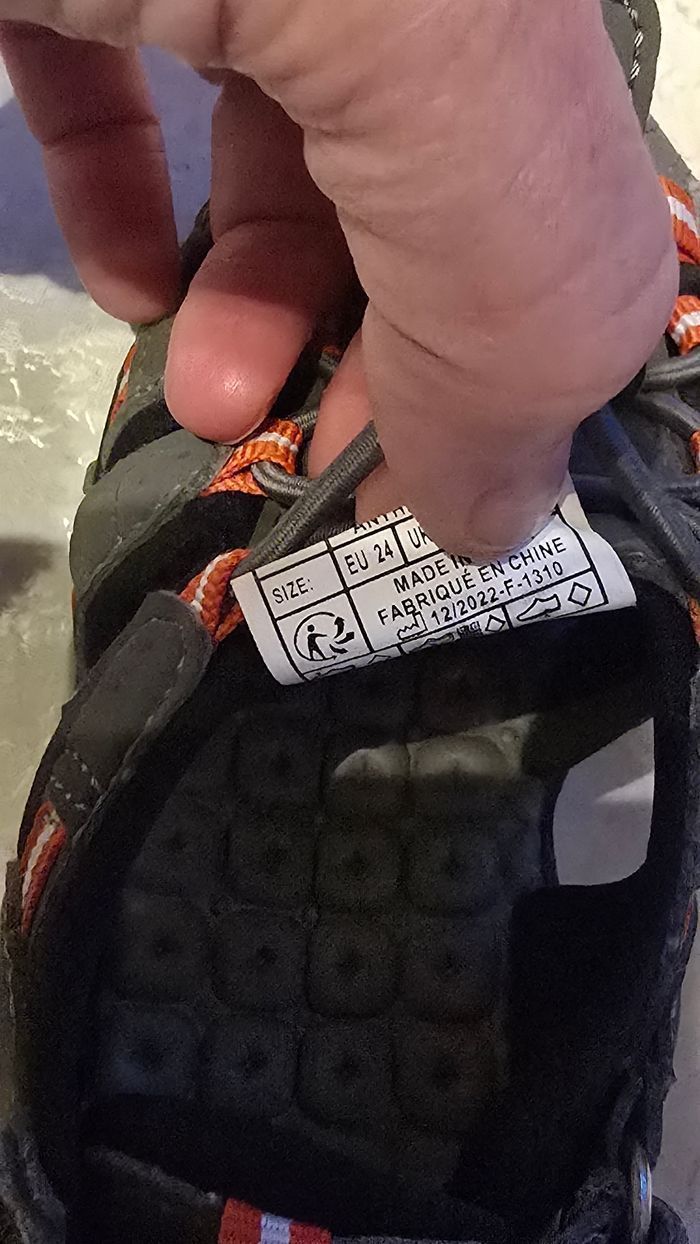 🥰💙🥰 superbe lot Baskets et sandales pointure 24 garçon 🥰💙💙💙 - photo numéro 5