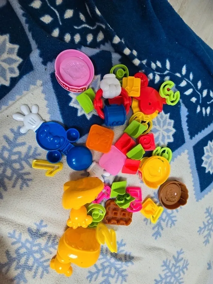 lot accessoires de pate a modeler