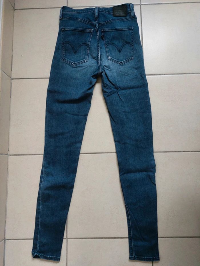 Jeans Levis - photo numéro 5