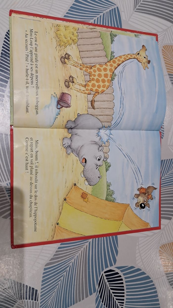 Livre mini loup au cirque 🎪 - photo numéro 3