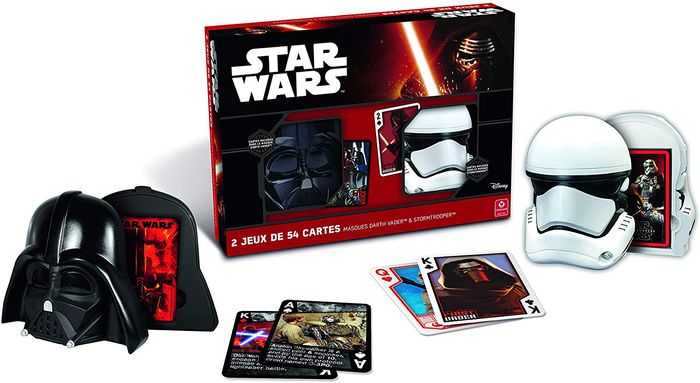 COFFRET STAR WARS 2 MASQUES DARK VADOR ET STORMTROOPER ET JEU DE CARTES - photo numéro 3