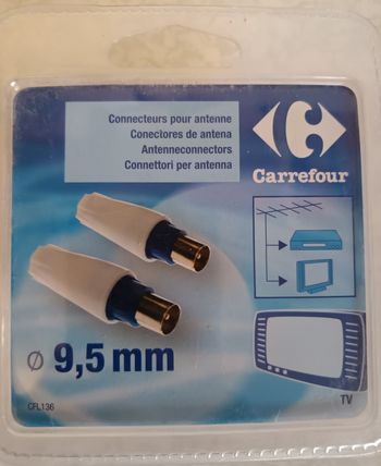 Une paire de connecteur Mâle/Mâle antenne tv de diamètre 9,5 mm pour relier box