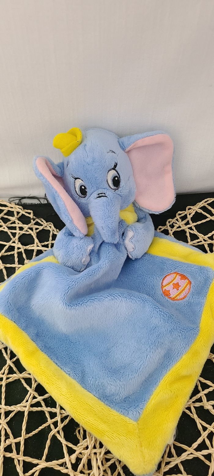 Peluche disney doudou dumbo - photo numéro 2