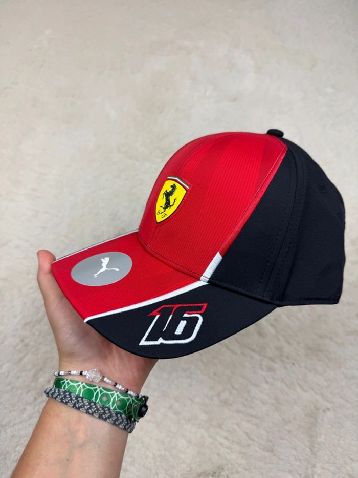 Casquette Ferrari Puma F1 16 Charles Leclerc Rouge et Noir Neuve - photo numéro 3