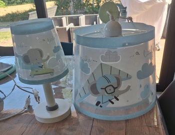 Lustre et lampe