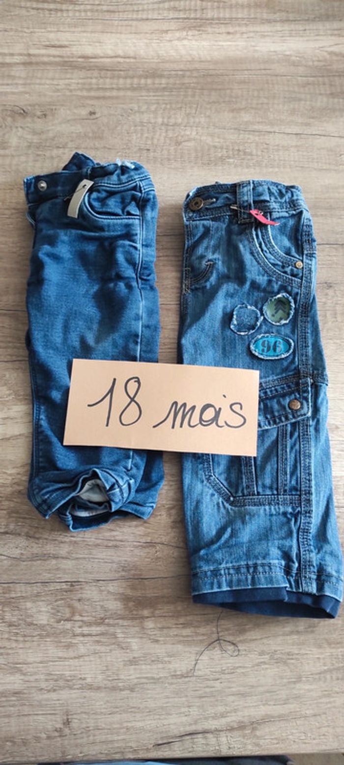 Lot de deux pantalons jeans