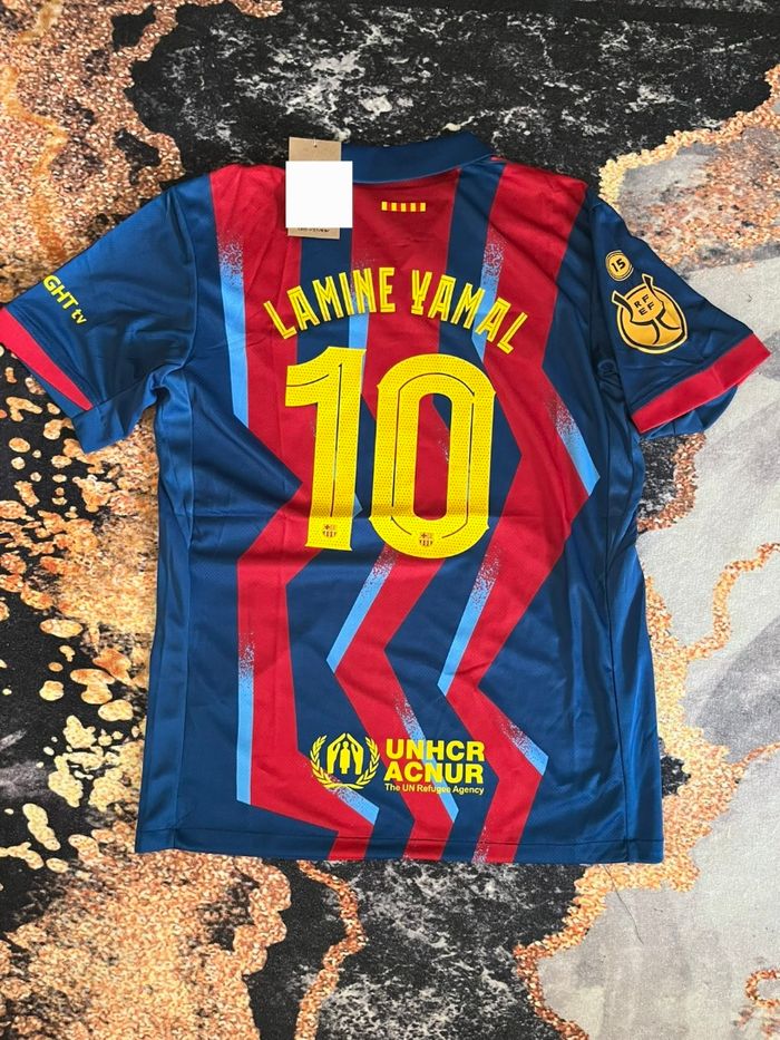 Maillots fc Barcelone - photo numéro 2