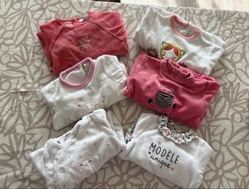 Lot 6 pyjamas bon état 3mois