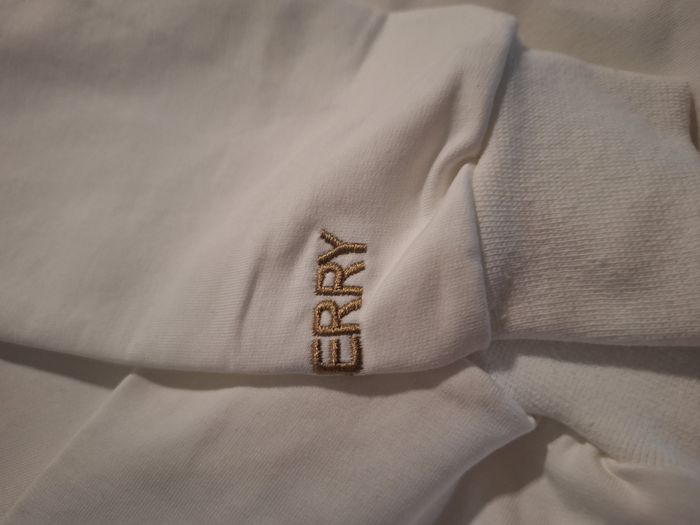 Sweat shirt Burberry taille XXL Neuf - photo numéro 3