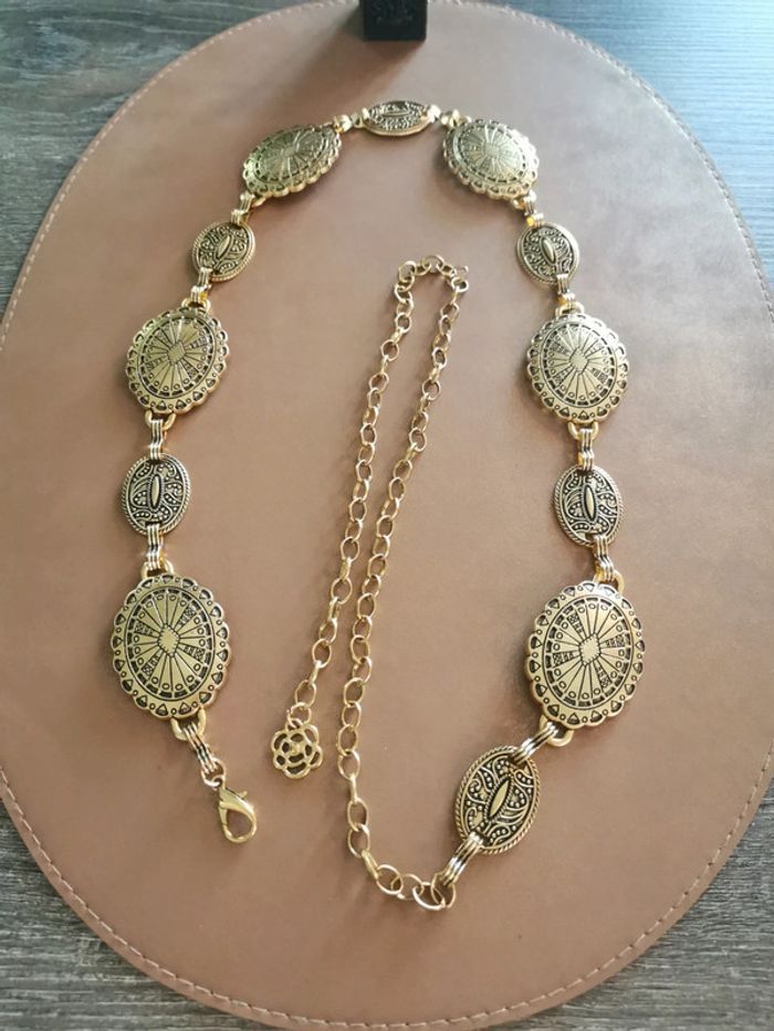Ceinture Métal femme dorée style Vintage