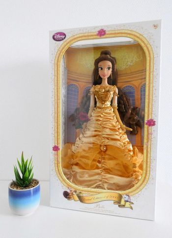 Poupée édition limitée LE Belle Disney NEUVE