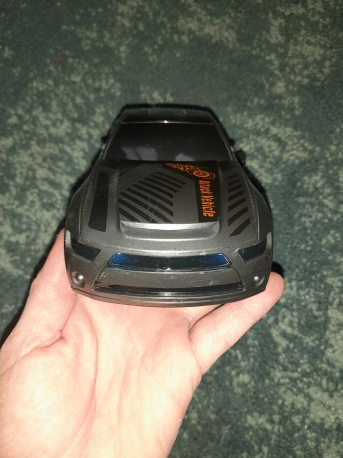 Lot 2 voitures télécommande - photo numéro 8