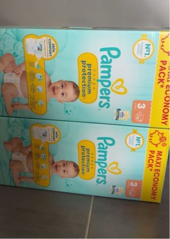 Couches Pampers 