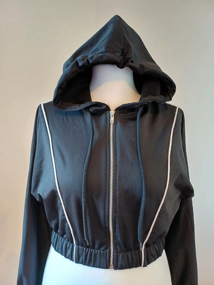 Veste noire courte zippée Boohoo taille L 40 - photo numéro 5