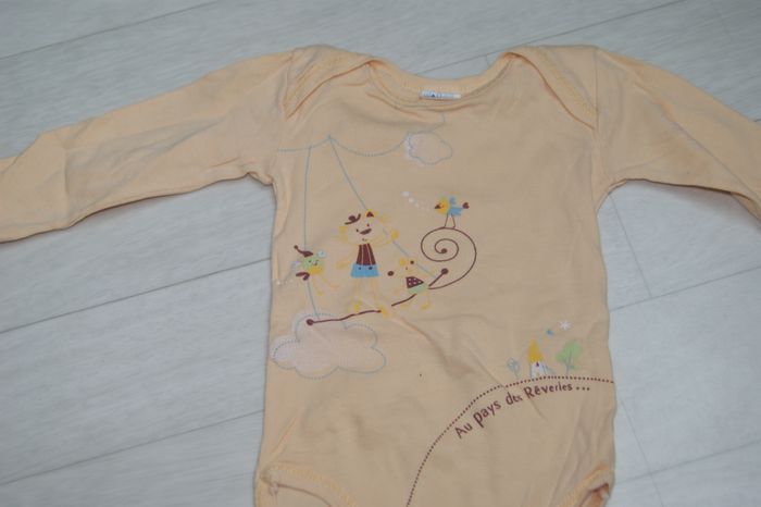 2 bodies manches longues 1 an