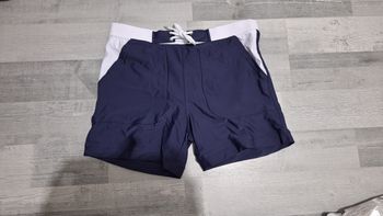 Short de bain taille 38/40 neuf
