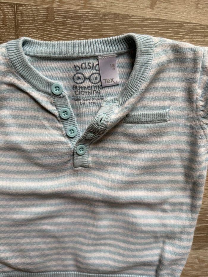 Lot 3 hauts ML 18 mois - photo numéro 8