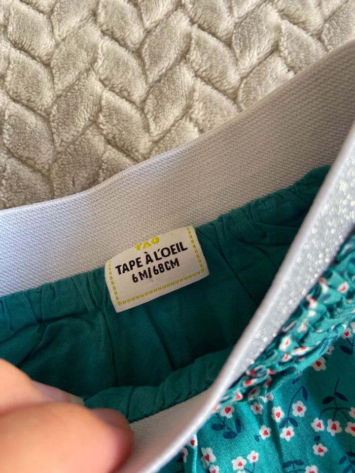 Jupe courte - photo numéro 2