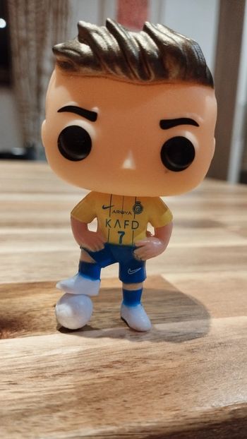 Figurine football neuve type cartoon cristiano Ronaldo CR7 Al Nasr