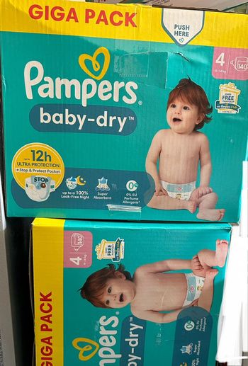Couches Pampers taille 4 (280couches)