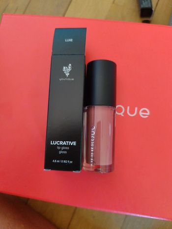 Gloss luxe