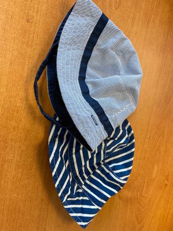 Deux bobs été enfant