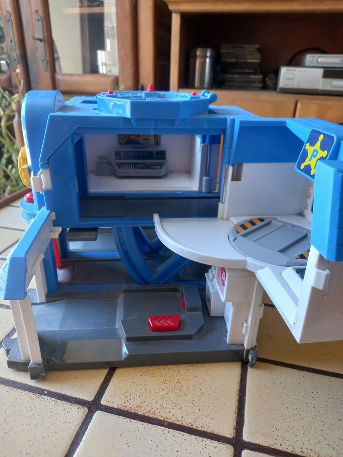 Robo car poli quartier général - photo numéro 3