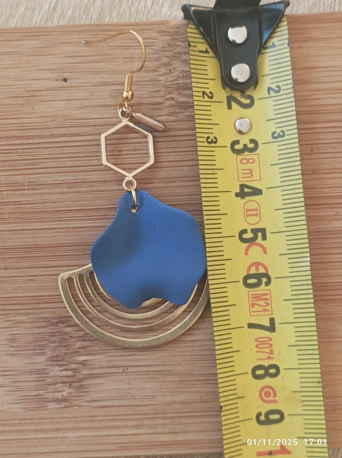 🌺 Boucle d'oreille doré &bleu - photo numéro 4