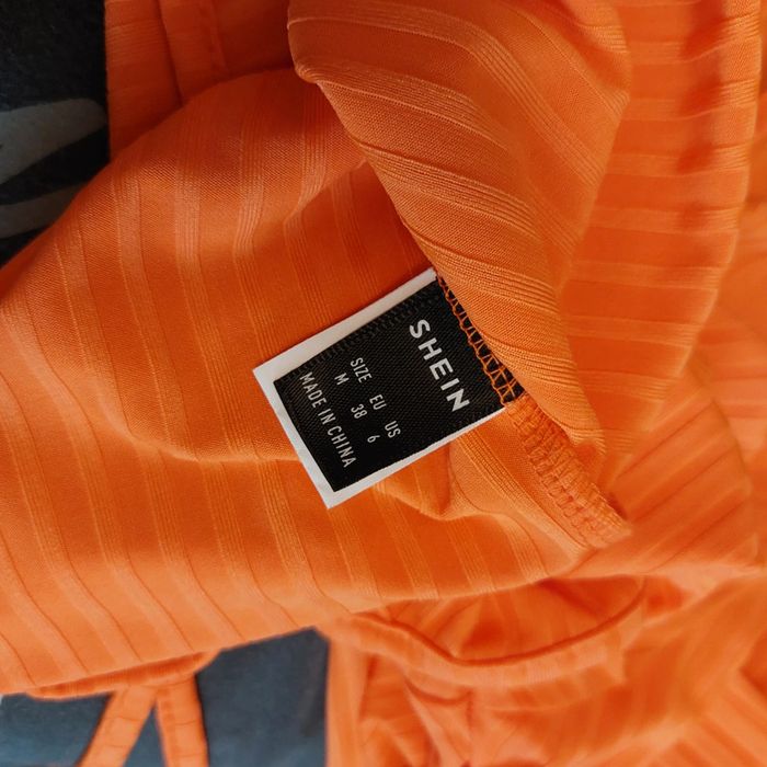Magnifique robe pour s/m - photo numéro 4
