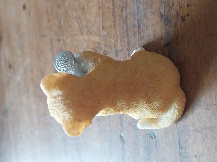 Figurine décorative chat jardinier – arrosoir argenté - photo numéro 3