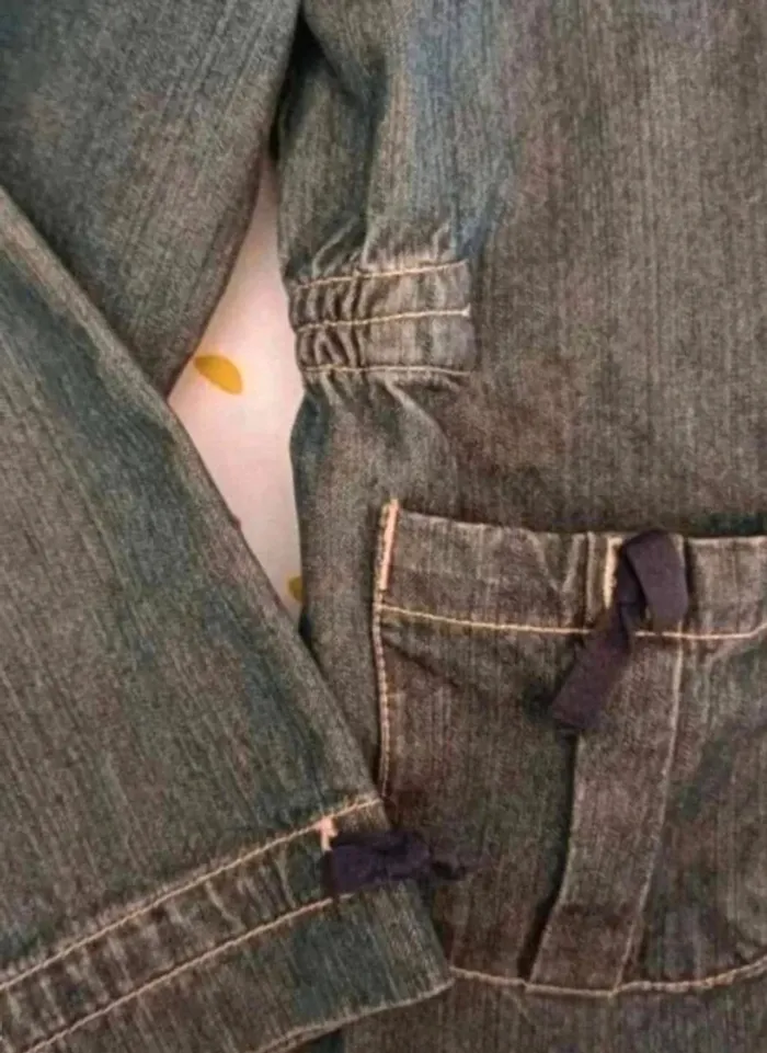 Veste en jean sergent major très bon état 8 ans - photo numéro 2