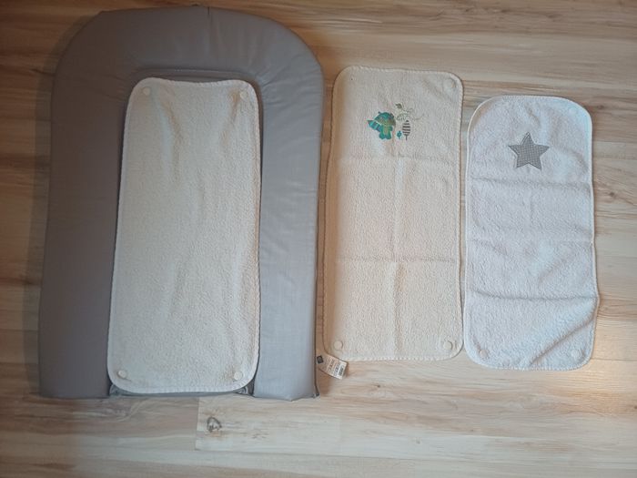 Matelas à langer + 3 protections