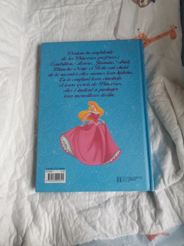 Livre disney nos vies de princesses - photo numéro 3