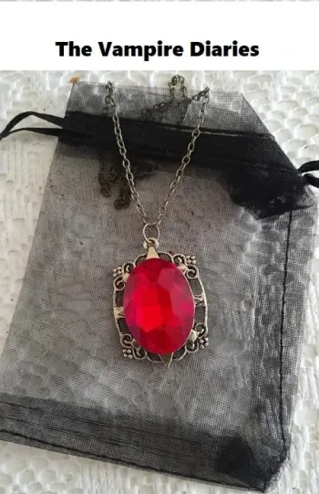 Collier Vampire Diaries amulette de protection de Bonnie