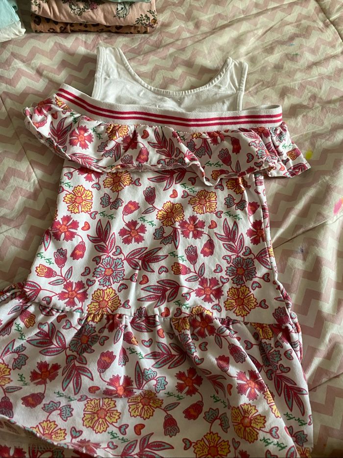 Robe fille Naf Naf 4ans - photo numéro 2