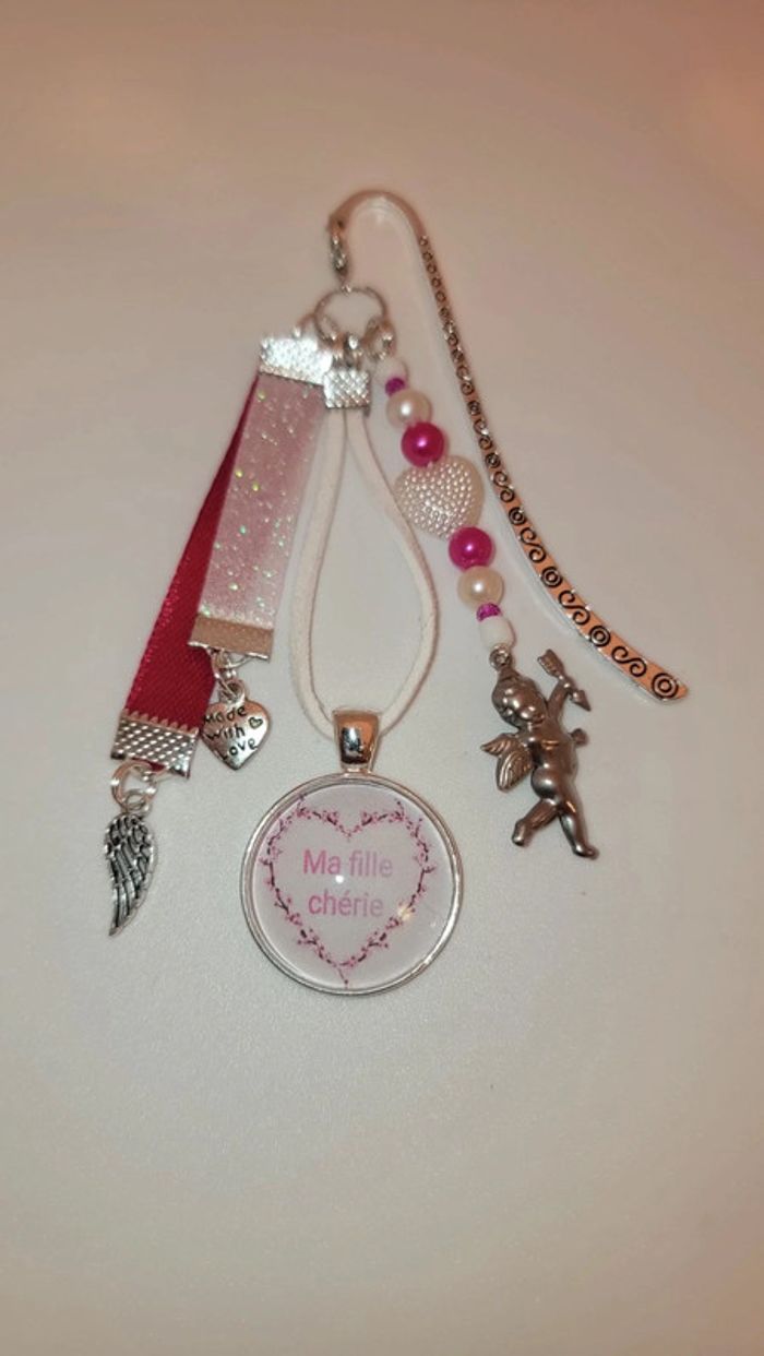 Cadeau ma fille, bijoux de sac ou marque page " ma fille chérie "